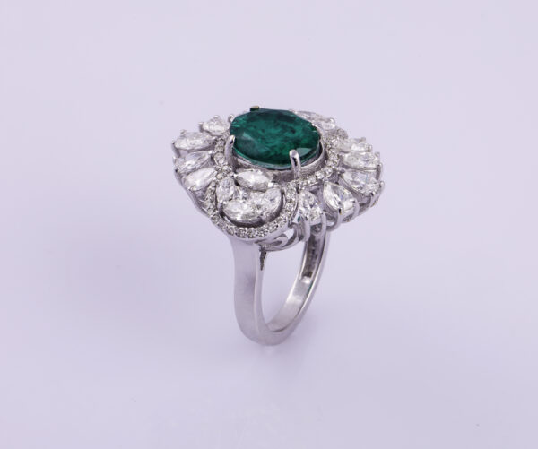 GREEN STONE SILVER RING